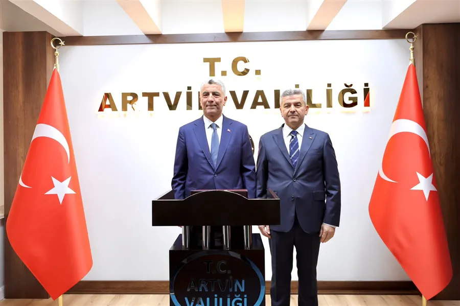 Ticaret Bakanı Bolat Artvin'de Esnafa 100 Milyon Lira Destek Müjdesi Verdi