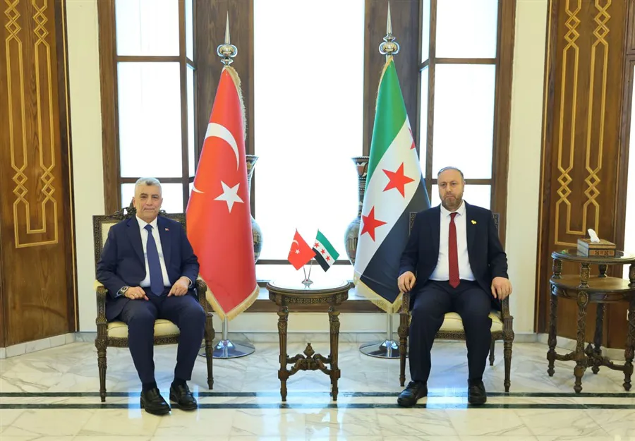 Ticaret Bakanı Ömer Bolat Halep'te Temaslarda Bulundu